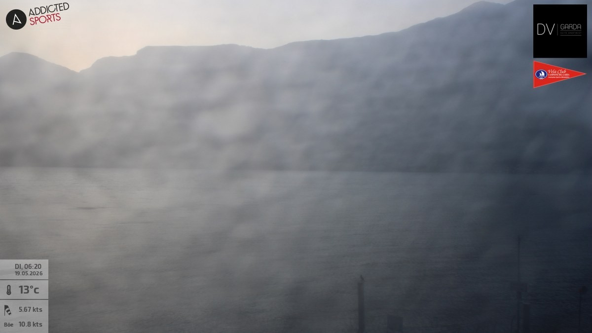Archiv Foto Webcam Gardasee Campione del Garda