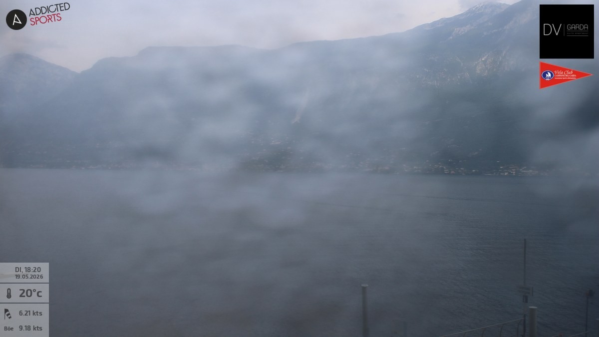 Archiv Foto Webcam Gardasee Campione del Garda