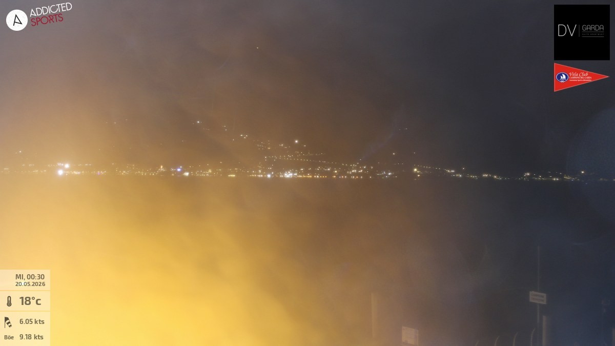 Archiv Foto Webcam Gardasee Campione del Garda