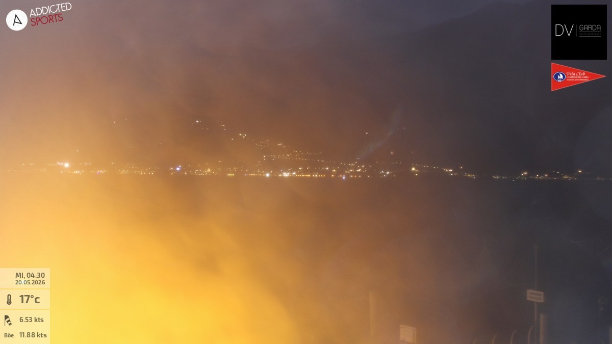 Archiv Foto Webcam Gardasee Campione del Garda