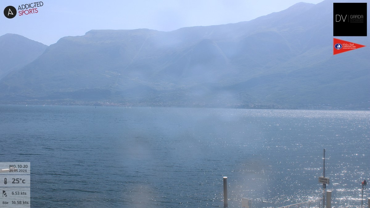 Archiv Foto Webcam Gardasee Campione del Garda