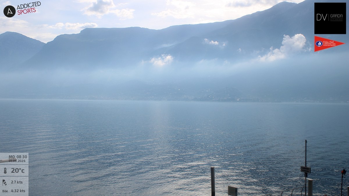 Archiv Foto Webcam Gardasee Campione del Garda