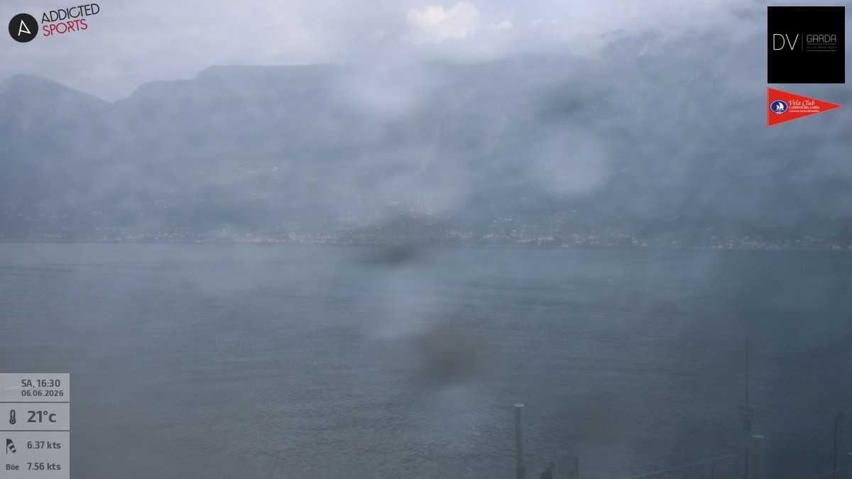 Archiv Foto Webcam Gardasee Campione del Garda