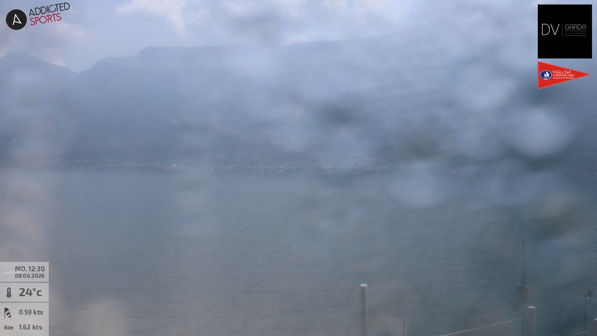 Archiv Foto Webcam Gardasee Campione del Garda