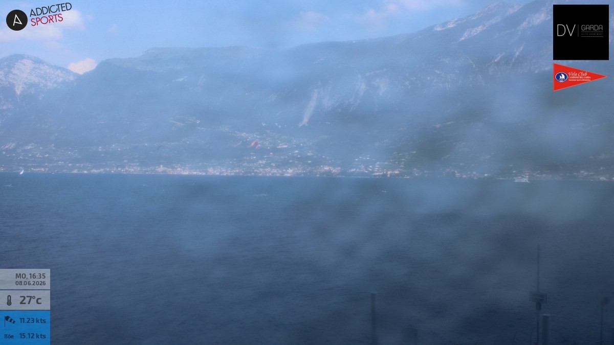 Archiv Foto Webcam Gardasee Campione del Garda