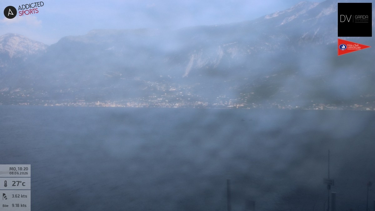 Archiv Foto Webcam Gardasee Campione del Garda