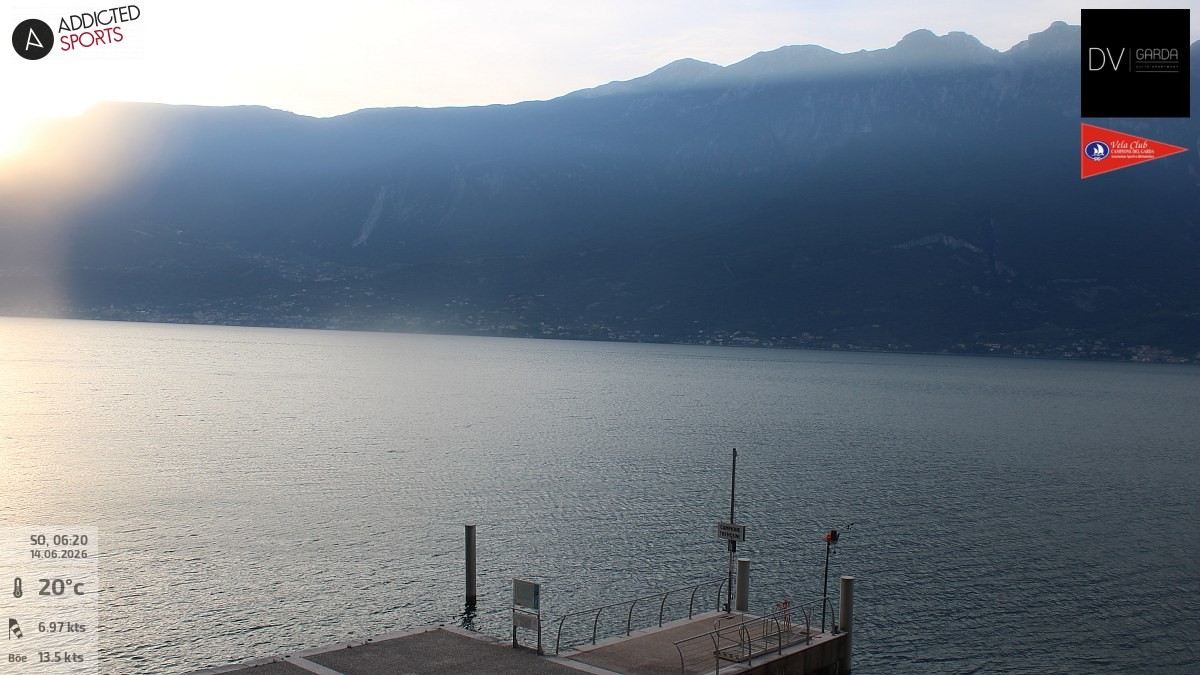 Archiv Foto Webcam Gardasee Campione del Garda