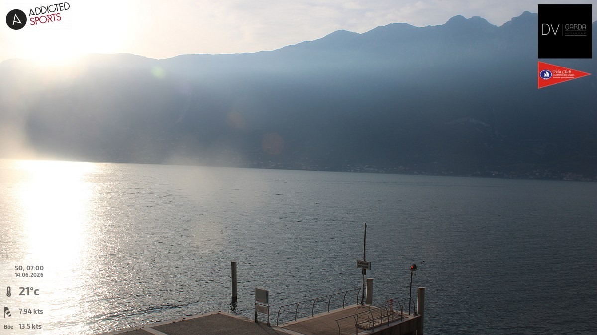 Archiv Foto Webcam Gardasee Campione del Garda