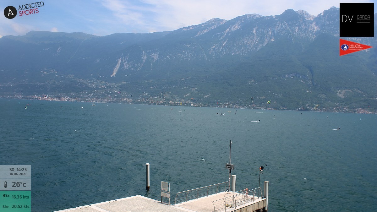 Archiv Foto Webcam Gardasee Campione del Garda