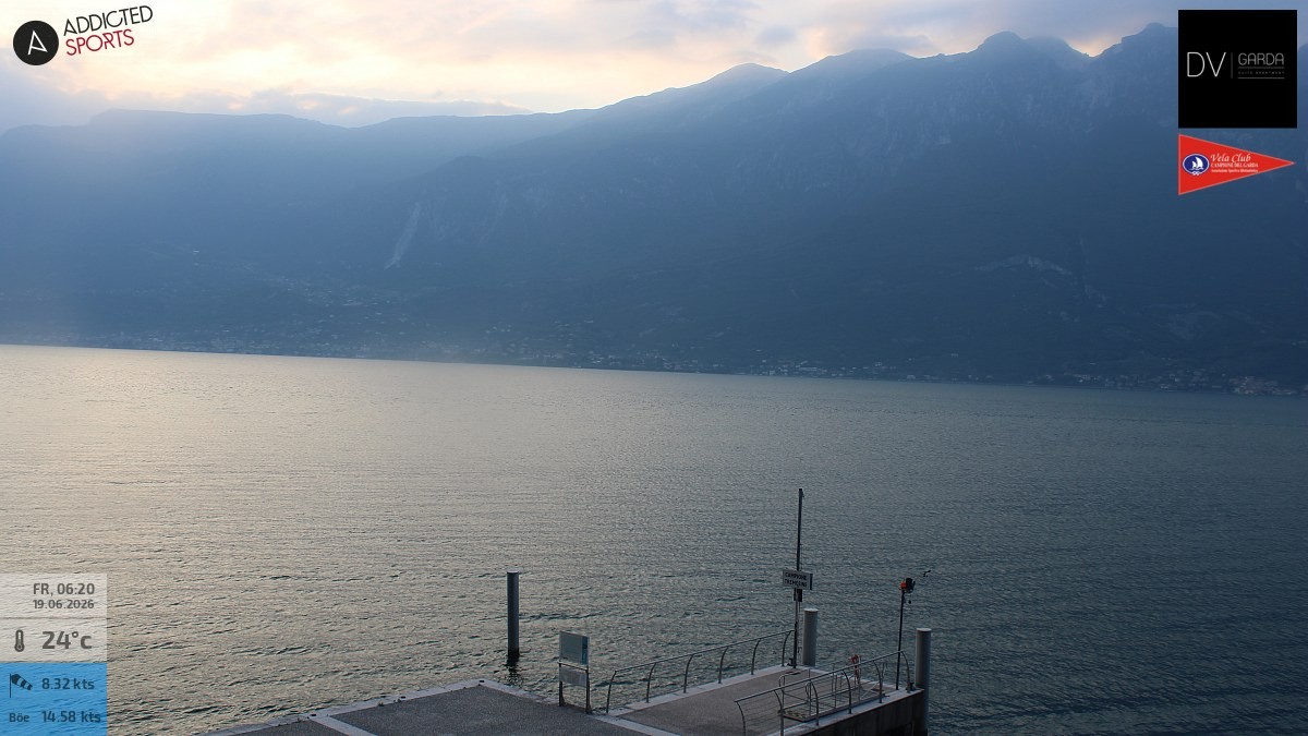 Archiv Foto Webcam Gardasee Campione del Garda