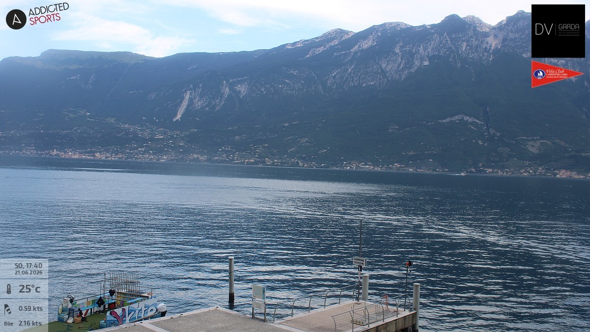 Archiv Foto Webcam Gardasee Campione del Garda