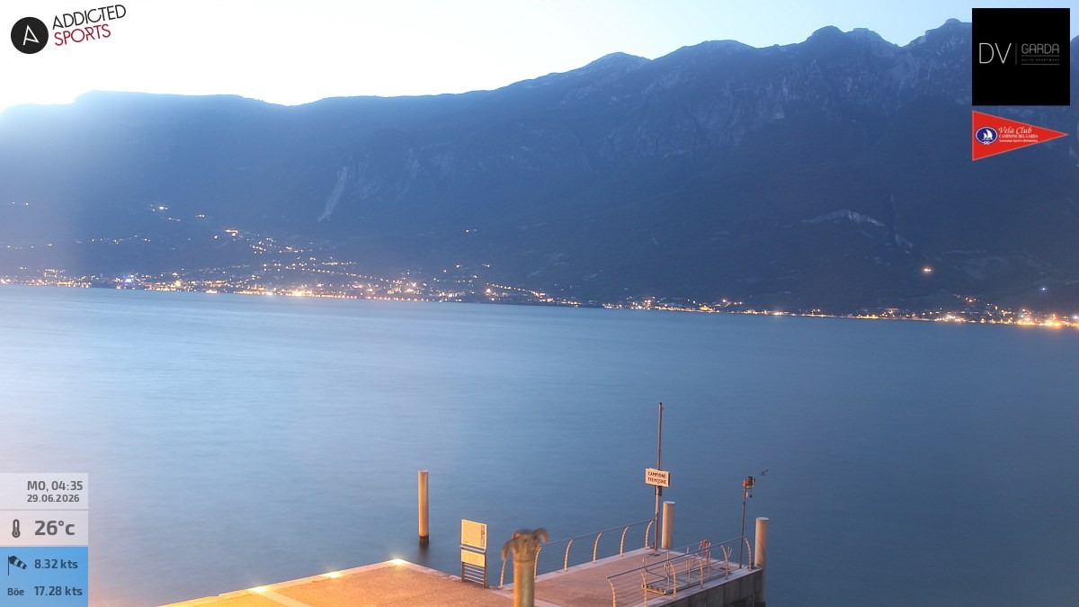 Archiv Foto Webcam Gardasee Campione del Garda