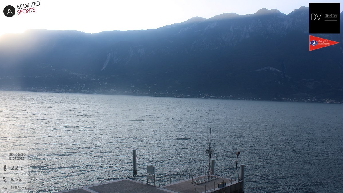 Archiv Foto Webcam Gardasee Campione del Garda