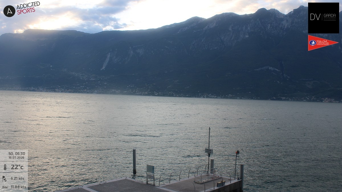 Archiv Foto Webcam Gardasee Campione del Garda