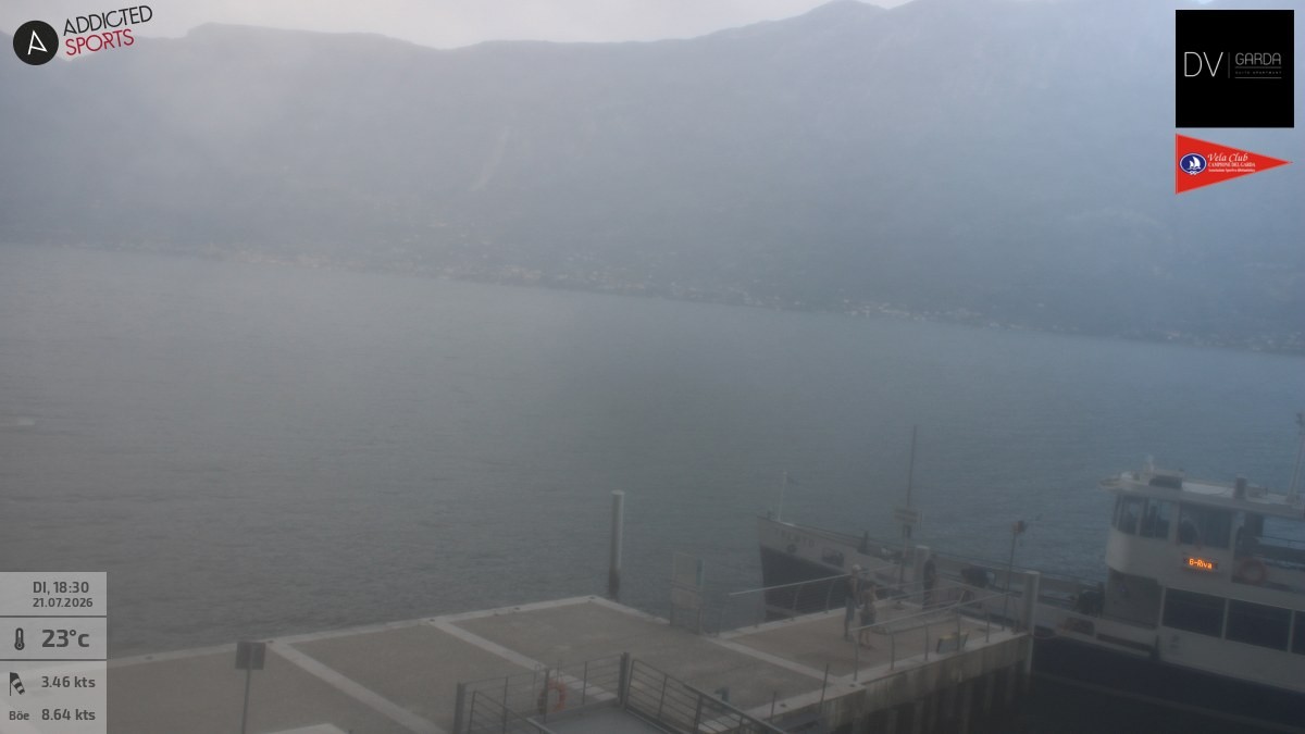 Archiv Foto Webcam Gardasee Campione del Garda