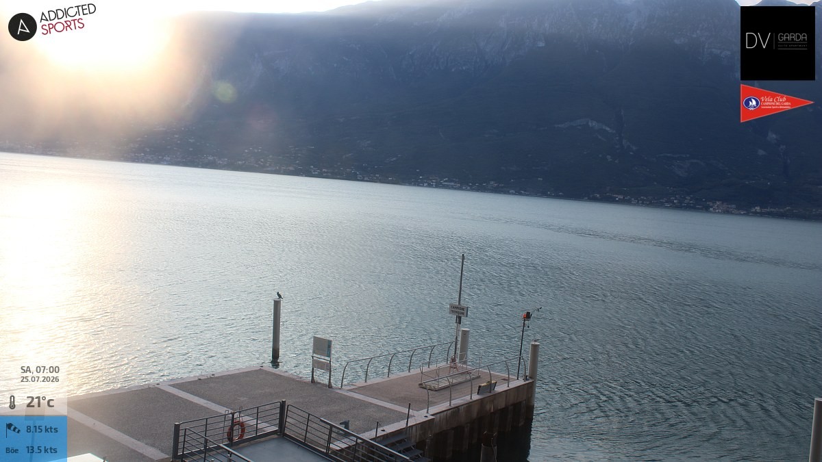 Archiv Foto Webcam Gardasee Campione del Garda