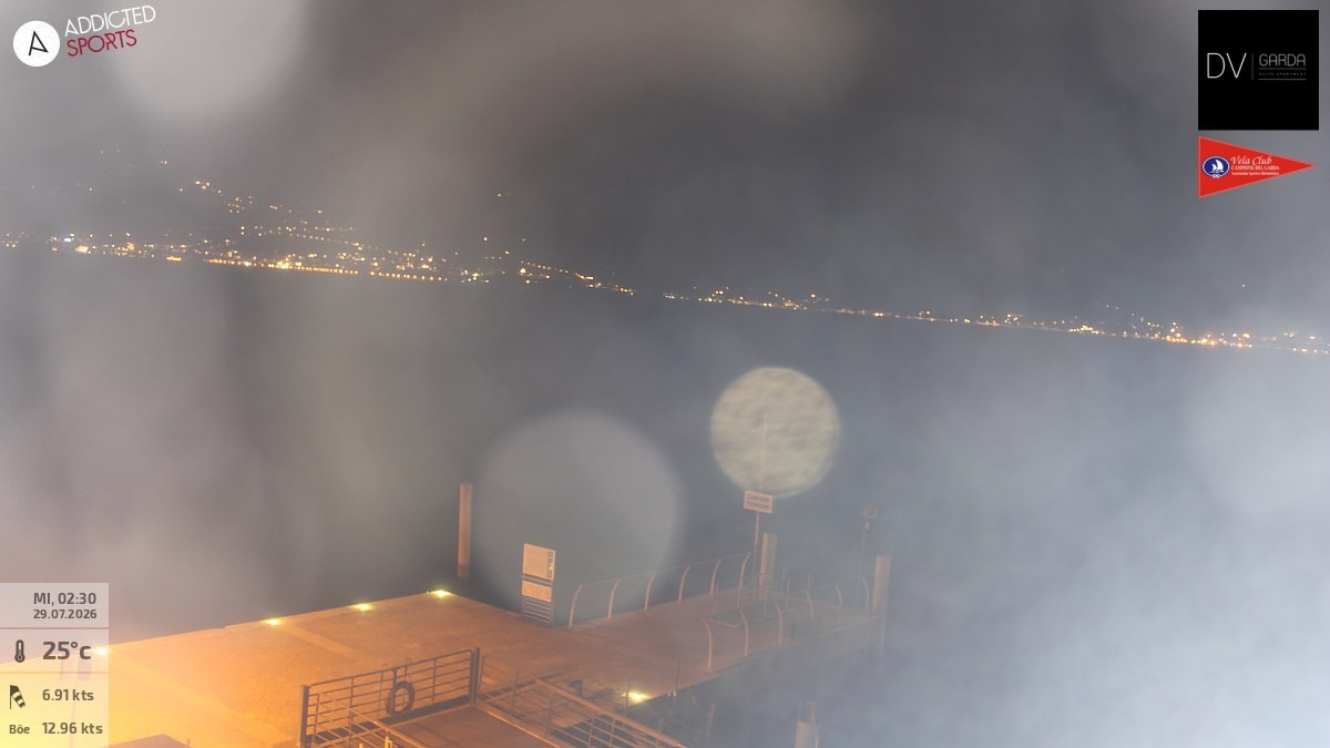 Archiv Foto Webcam Gardasee Campione del Garda