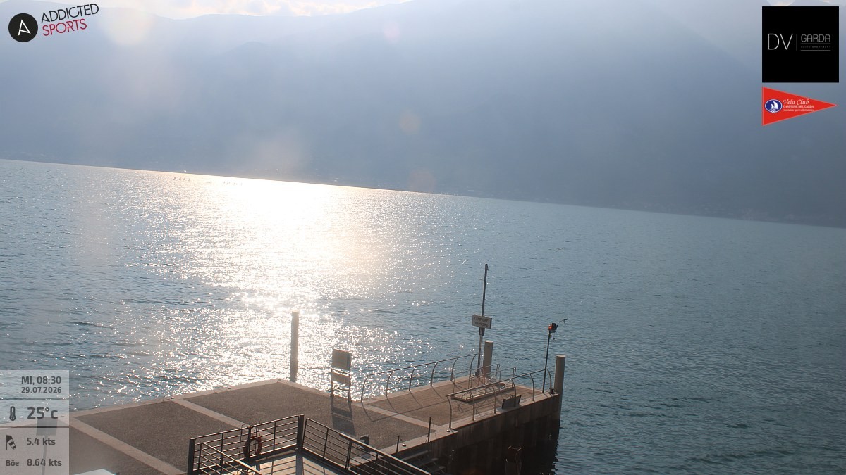 Archiv Foto Webcam Gardasee Campione del Garda