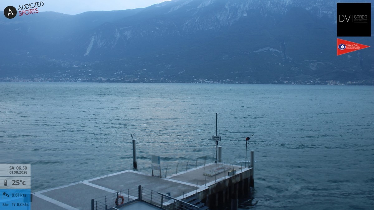 Archiv Foto Webcam Gardasee Campione del Garda