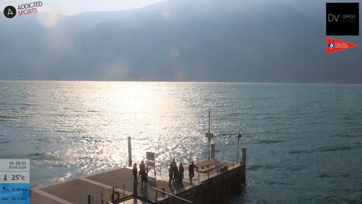 Archiv Foto Webcam Gardasee Campione del Garda