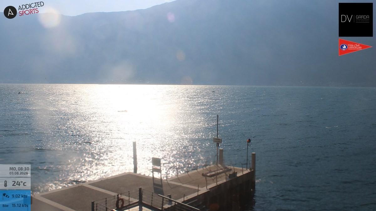 Archiv Foto Webcam Gardasee Campione del Garda