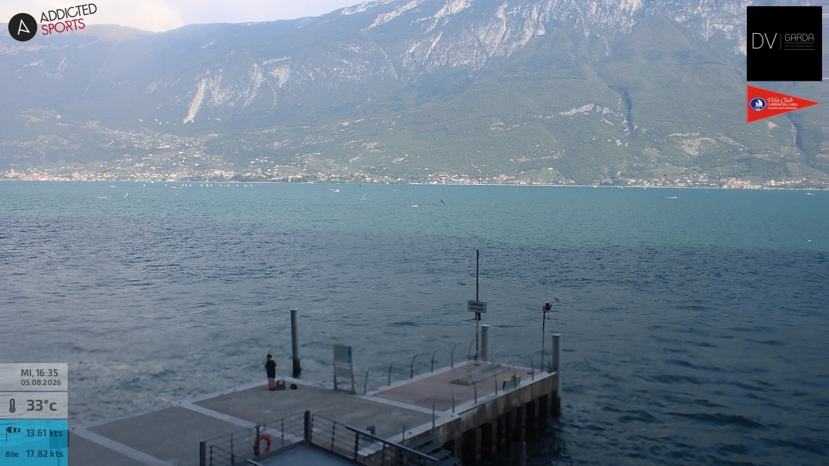 Archiv Foto Webcam Gardasee Campione del Garda