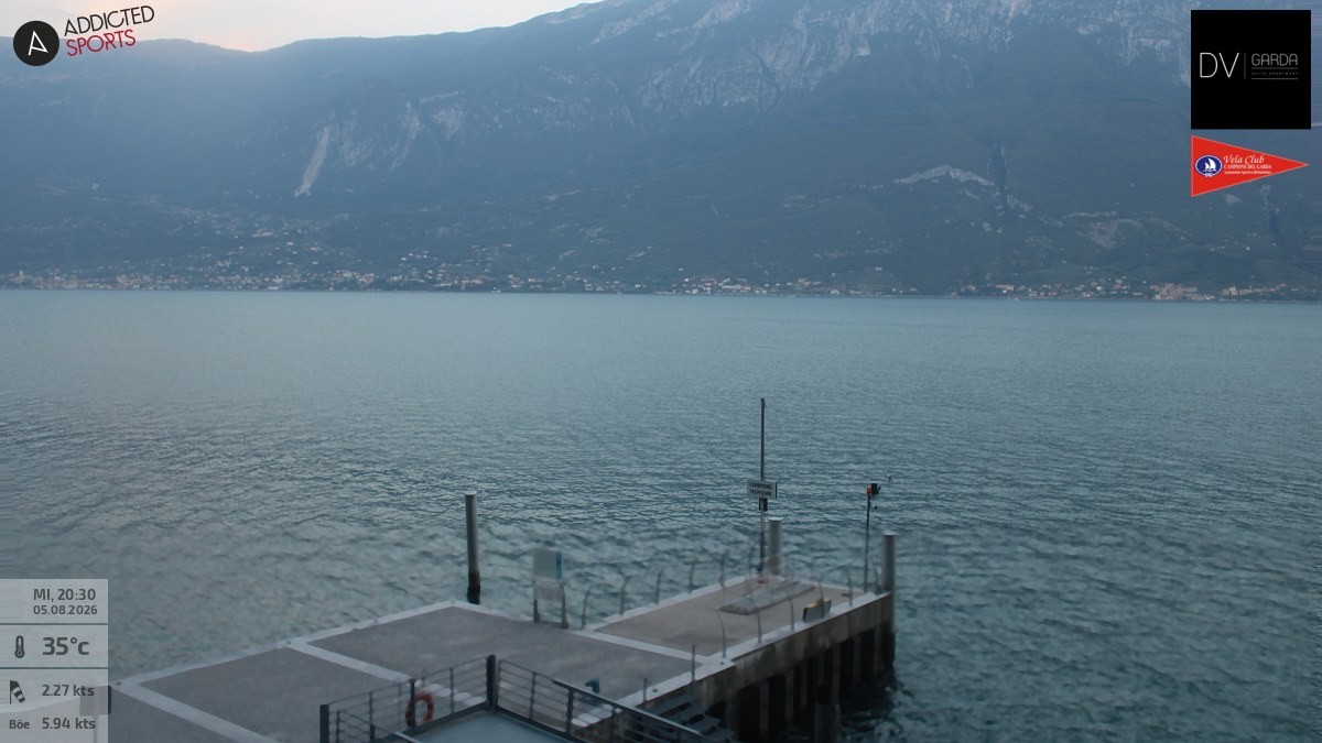 Archiv Foto Webcam Gardasee Campione del Garda