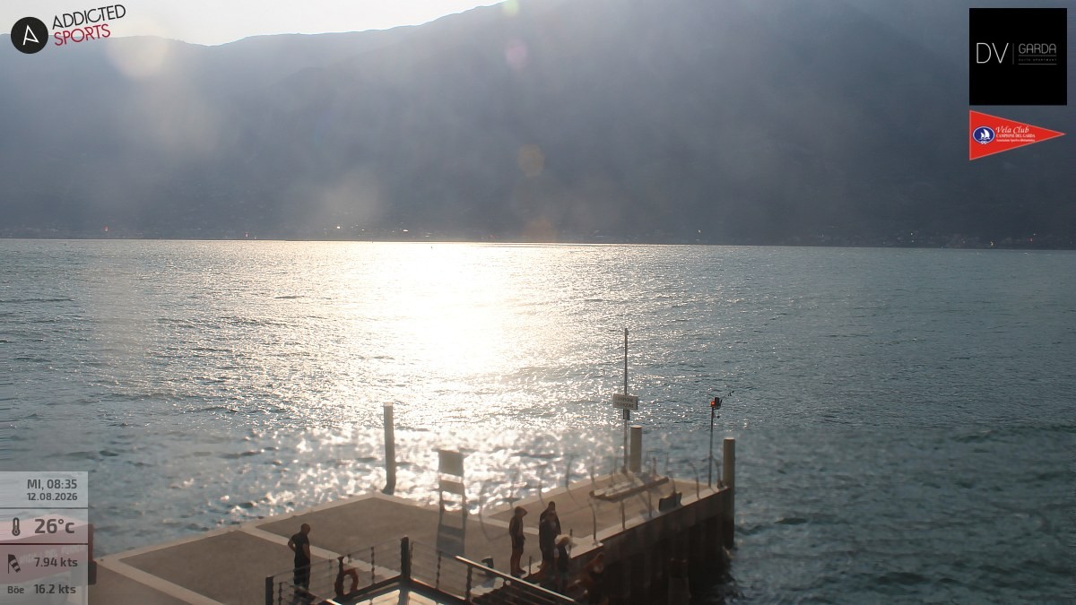 Archiv Foto Webcam Gardasee Campione del Garda