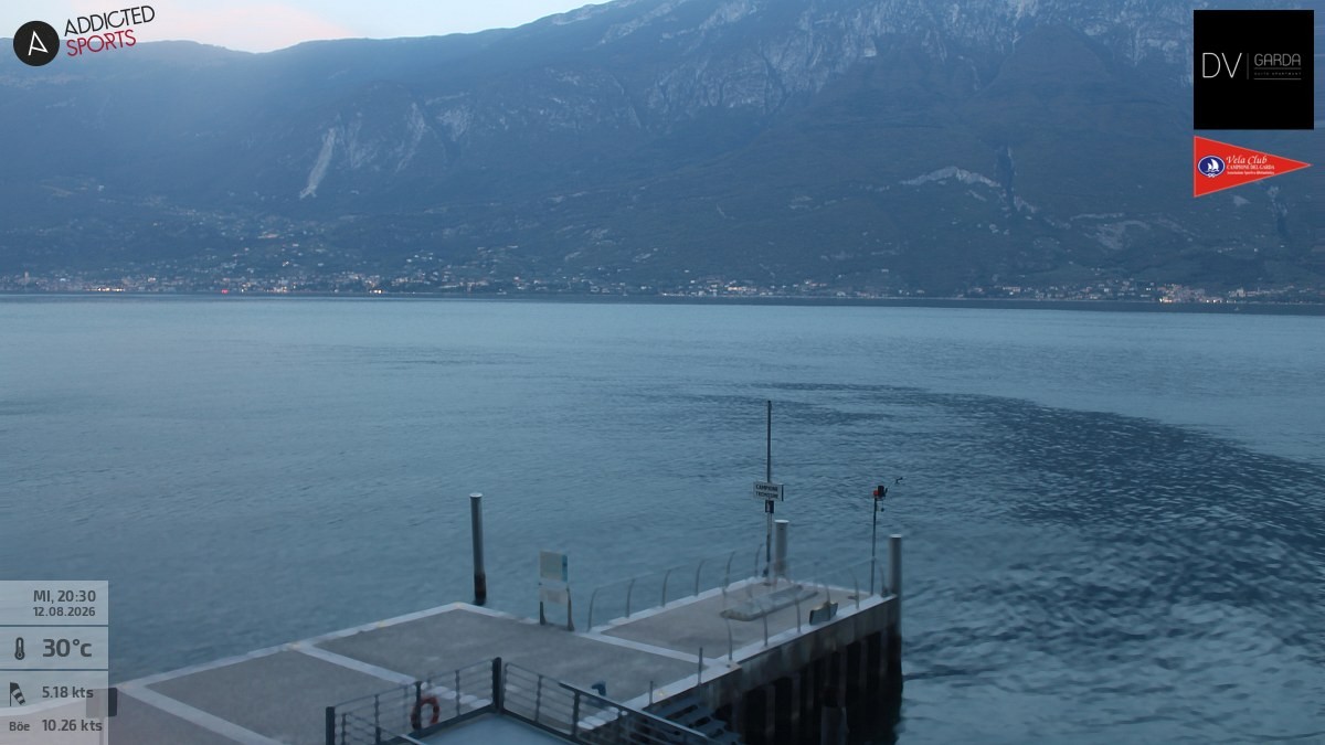 Archiv Foto Webcam Gardasee Campione del Garda