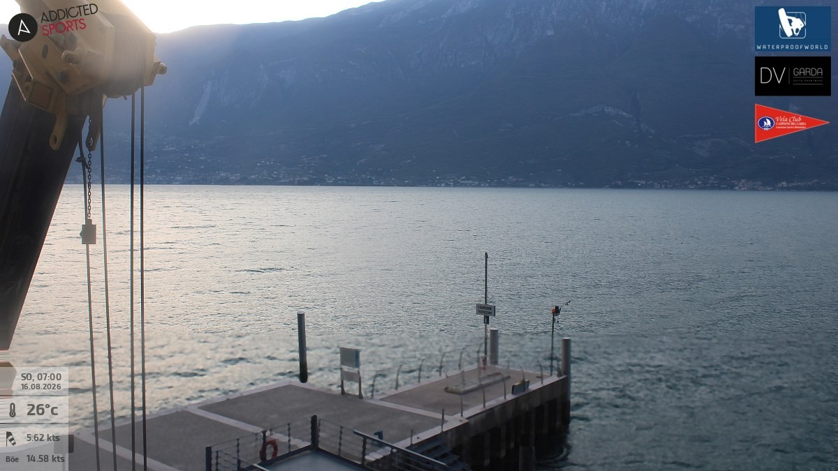 Archiv Foto Webcam Gardasee Campione del Garda