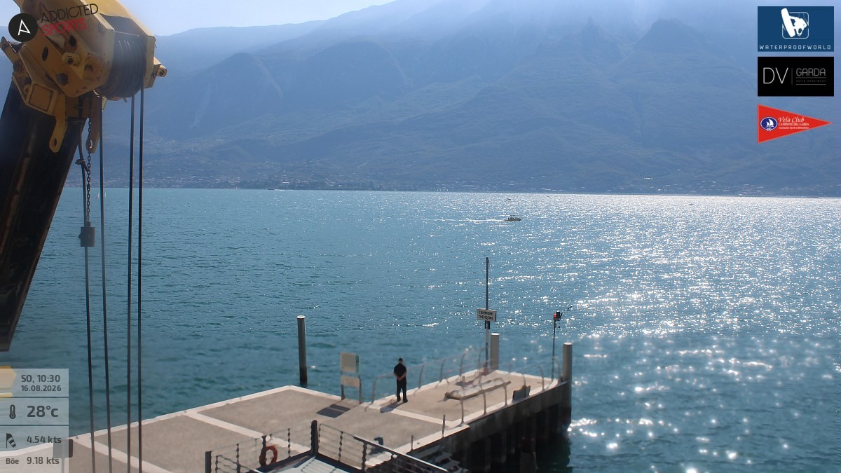 Archiv Foto Webcam Gardasee Campione del Garda