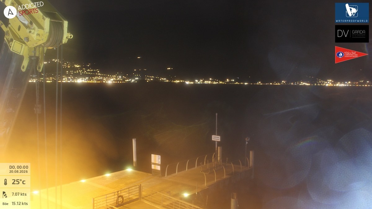 Archiv Foto Webcam Gardasee Campione del Garda