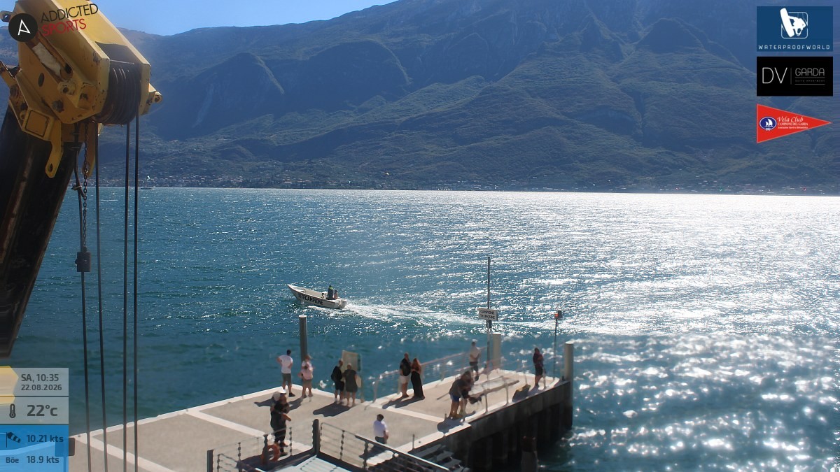 Archiv Foto Webcam Gardasee Campione del Garda