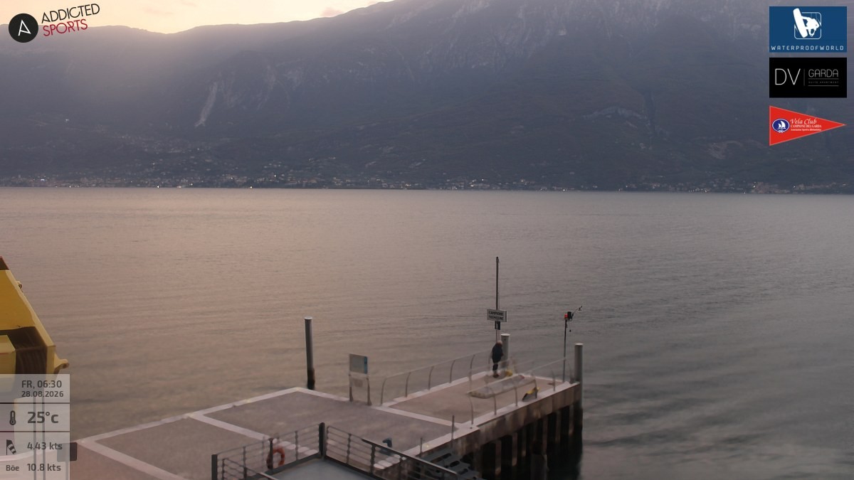 Archiv Foto Webcam Gardasee Campione del Garda