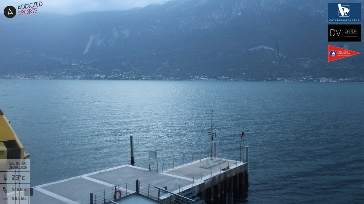 Archiv Foto Webcam Gardasee Campione del Garda