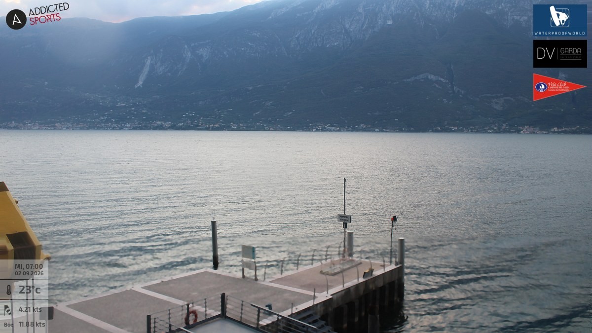 Archiv Foto Webcam Gardasee Campione del Garda