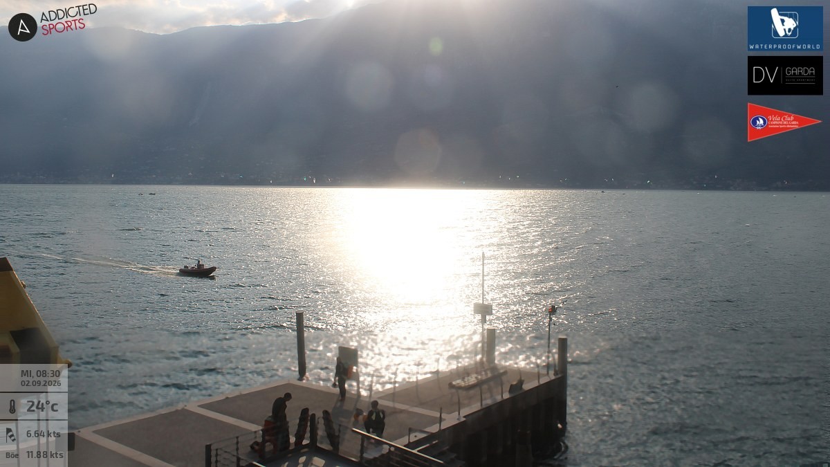 Archiv Foto Webcam Gardasee Campione del Garda