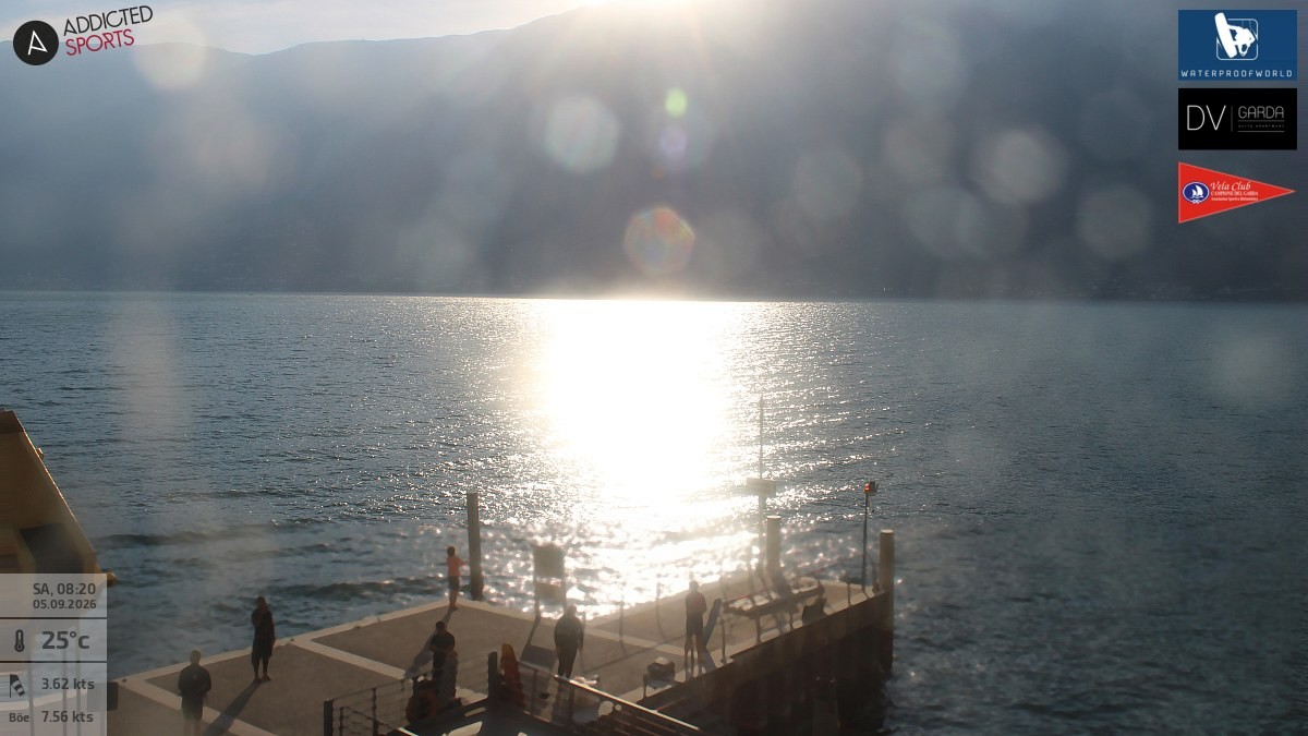 Archiv Foto Webcam Gardasee Campione del Garda