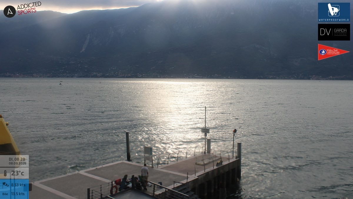 Archiv Foto Webcam Gardasee Campione del Garda