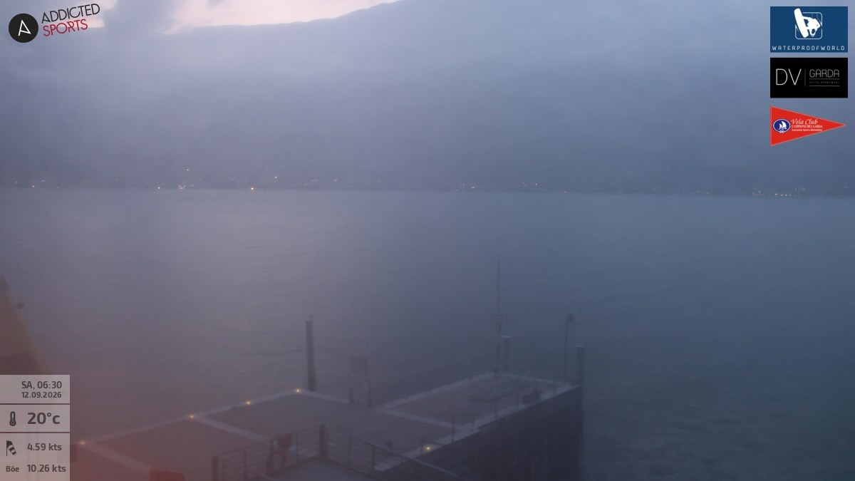 Archiv Foto Webcam Gardasee Campione del Garda