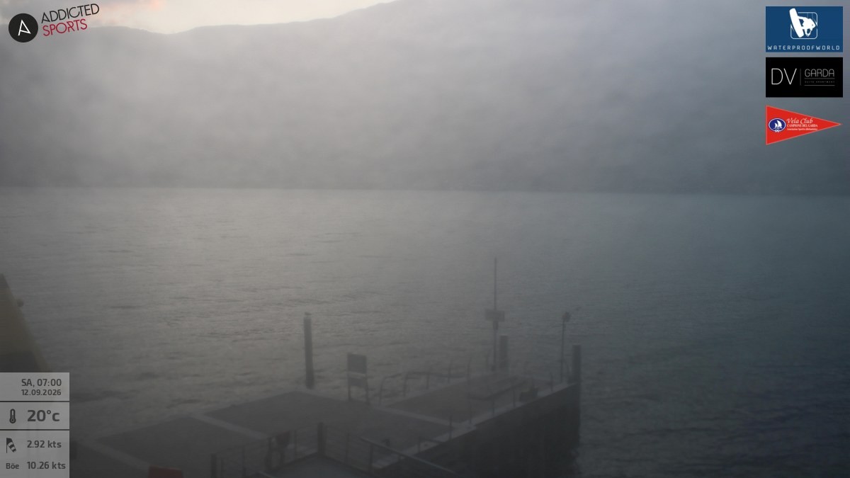 Archiv Foto Webcam Gardasee Campione del Garda