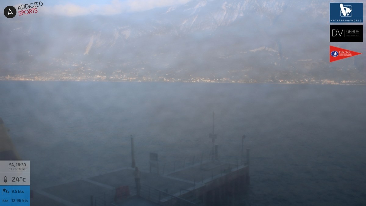 Archiv Foto Webcam Gardasee Campione del Garda