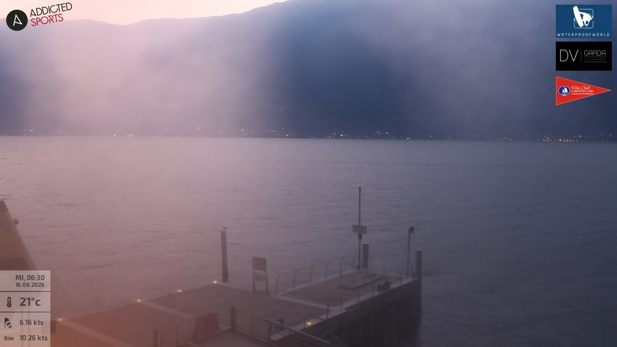 Archiv Foto Webcam Gardasee Campione del Garda