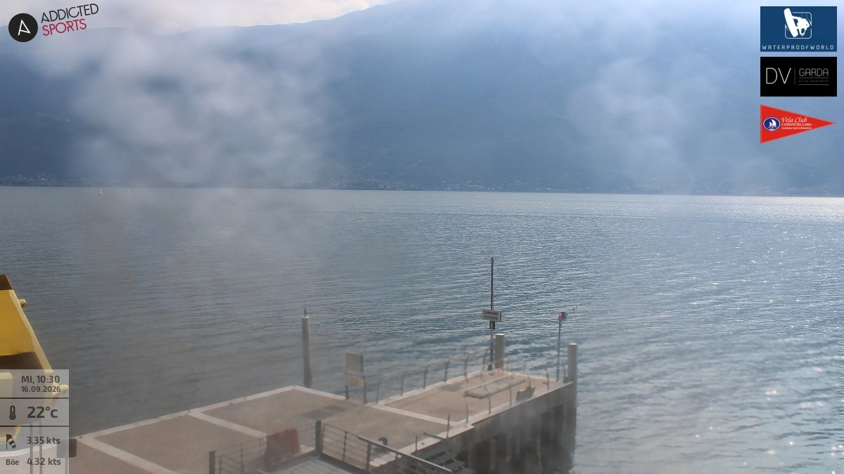 Archiv Foto Webcam Gardasee Campione del Garda