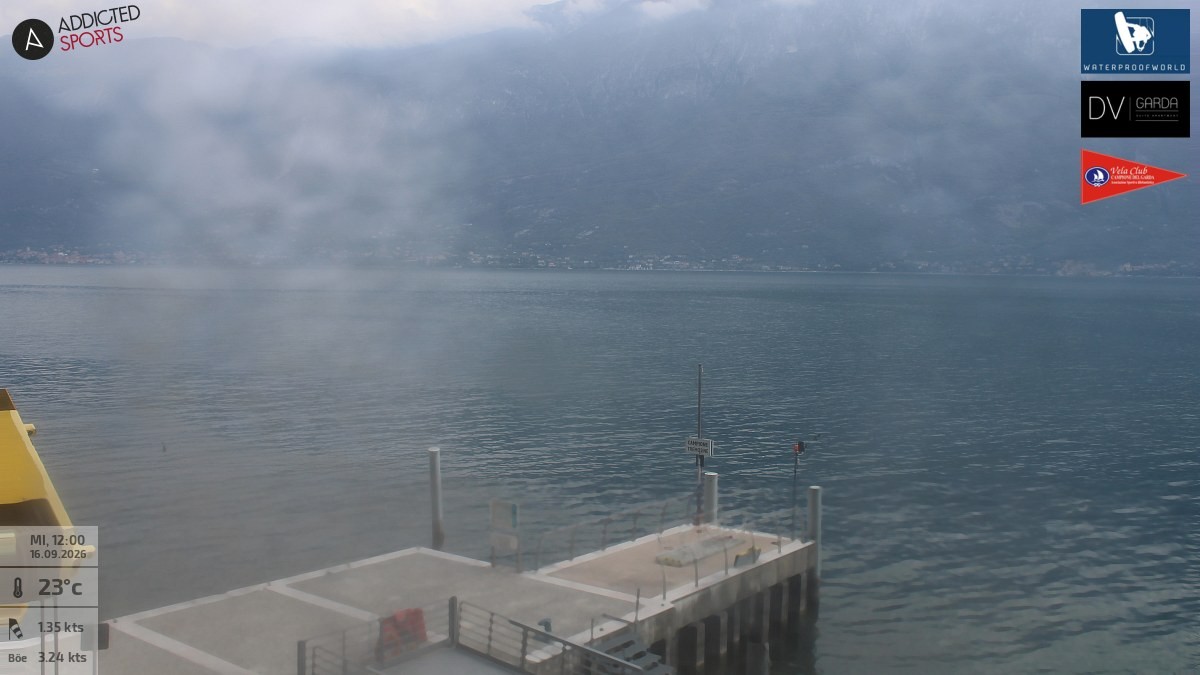 Archiv Foto Webcam Gardasee Campione del Garda