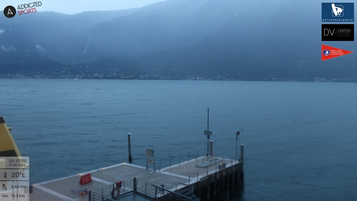 Archiv Foto Webcam Gardasee Campione del Garda