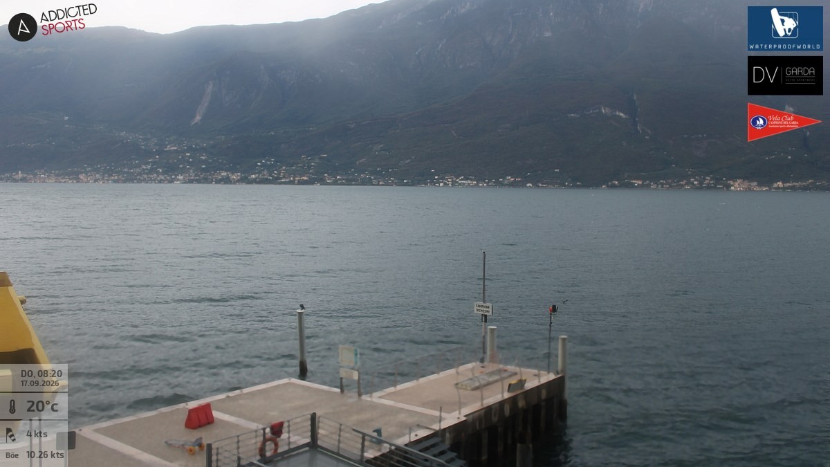 Archiv Foto Webcam Gardasee Campione del Garda