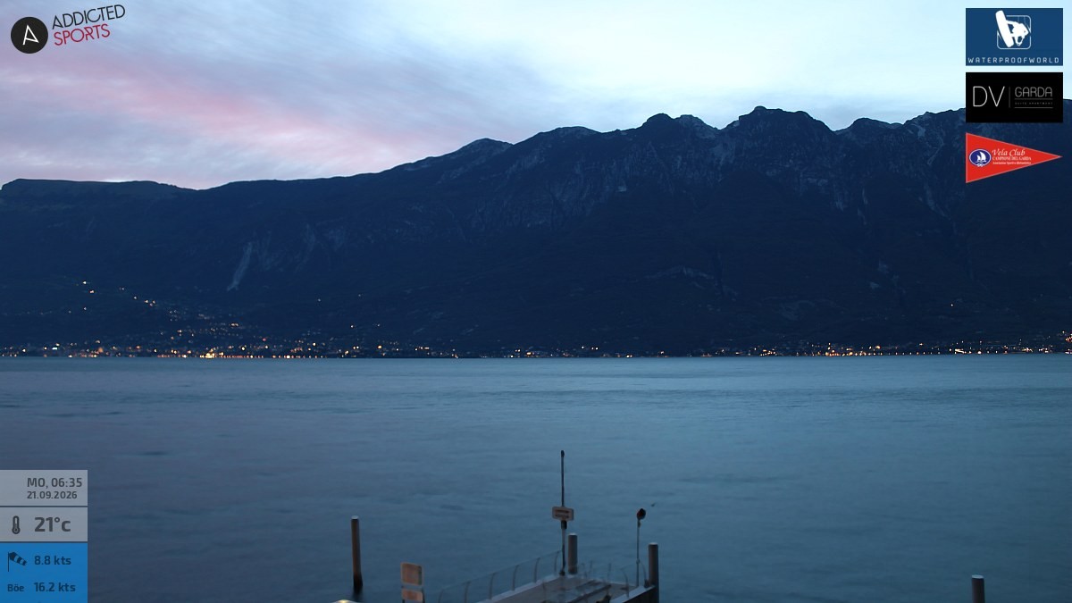 Archiv Foto Webcam Gardasee Campione del Garda