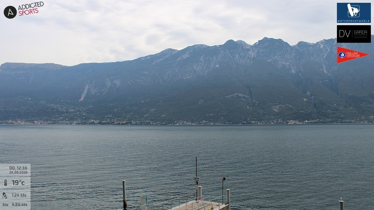 Archiv Foto Webcam Gardasee Campione del Garda