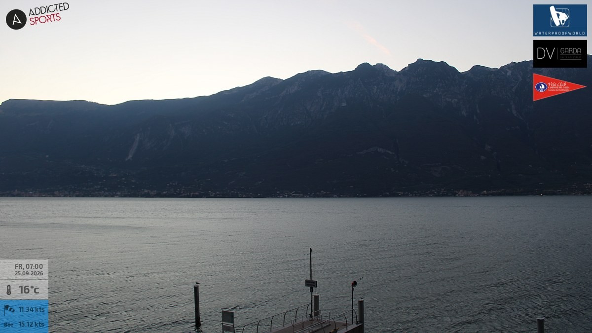 Archiv Foto Webcam Gardasee Campione del Garda